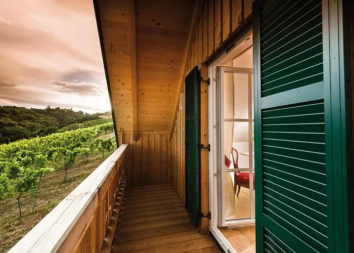 Weinquartier Pichler-schober Bed and breakfast 4*